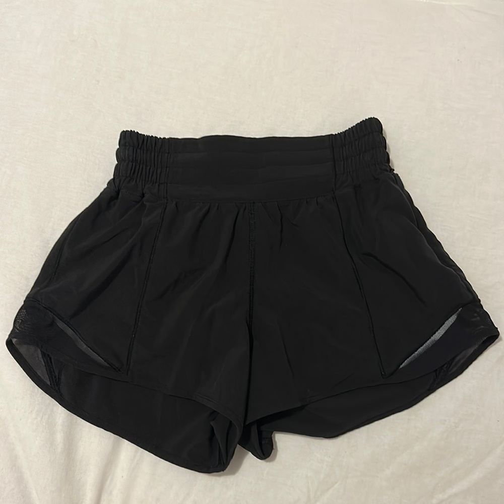Black lululemon high rise hotty hot shorts size 2